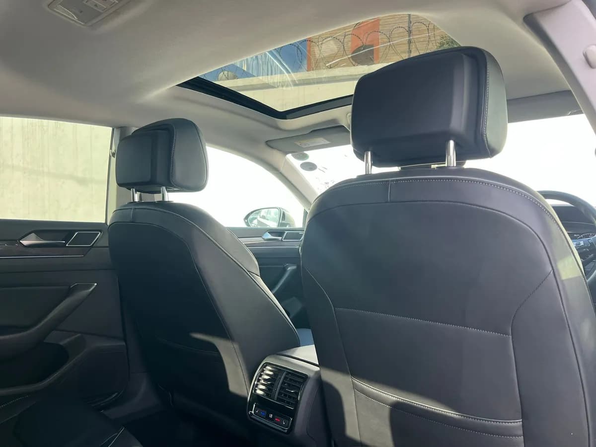 Volks Wagen Arteon - Image 14