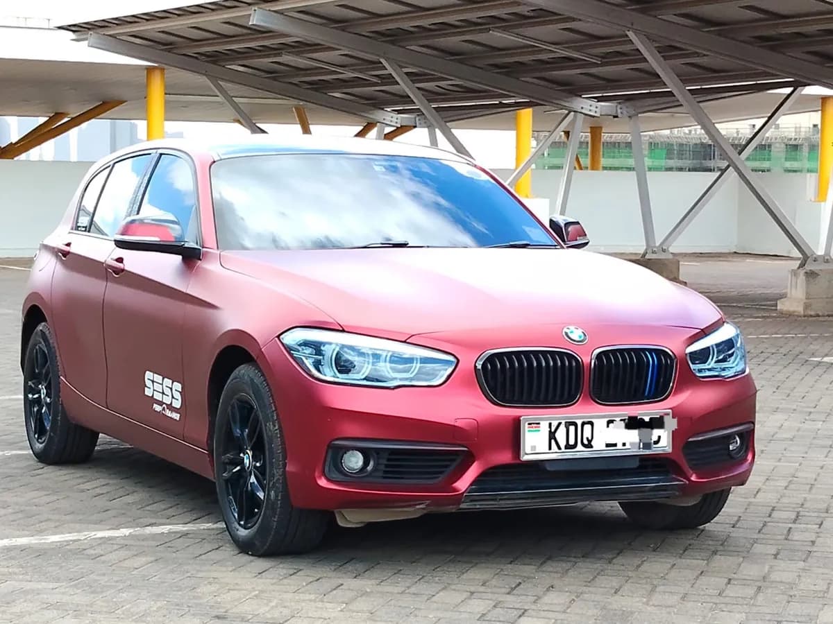 BMW 118i - Image 8