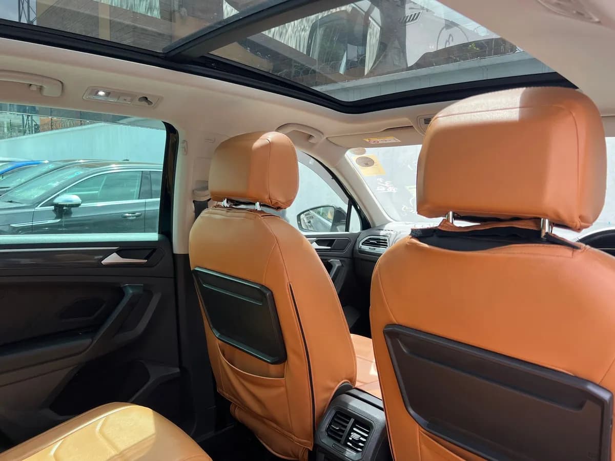 Volks Wagen Tiguan - Image 8