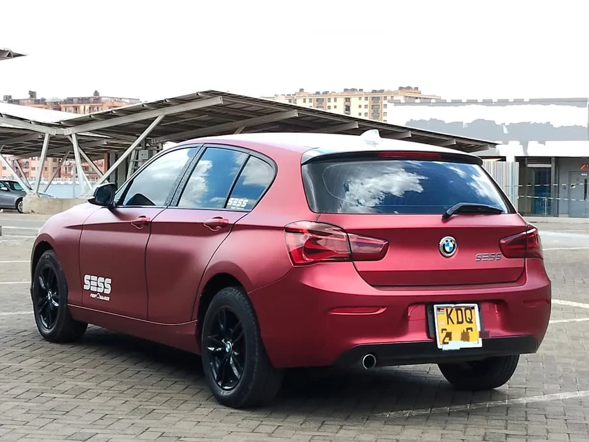 BMW 118i - Image 5