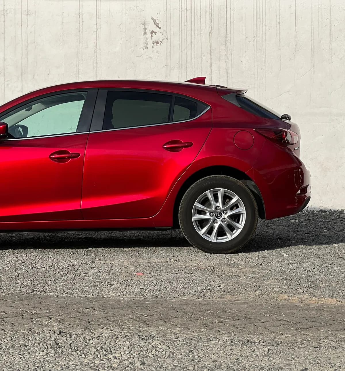 Mazda Axela - Image 7