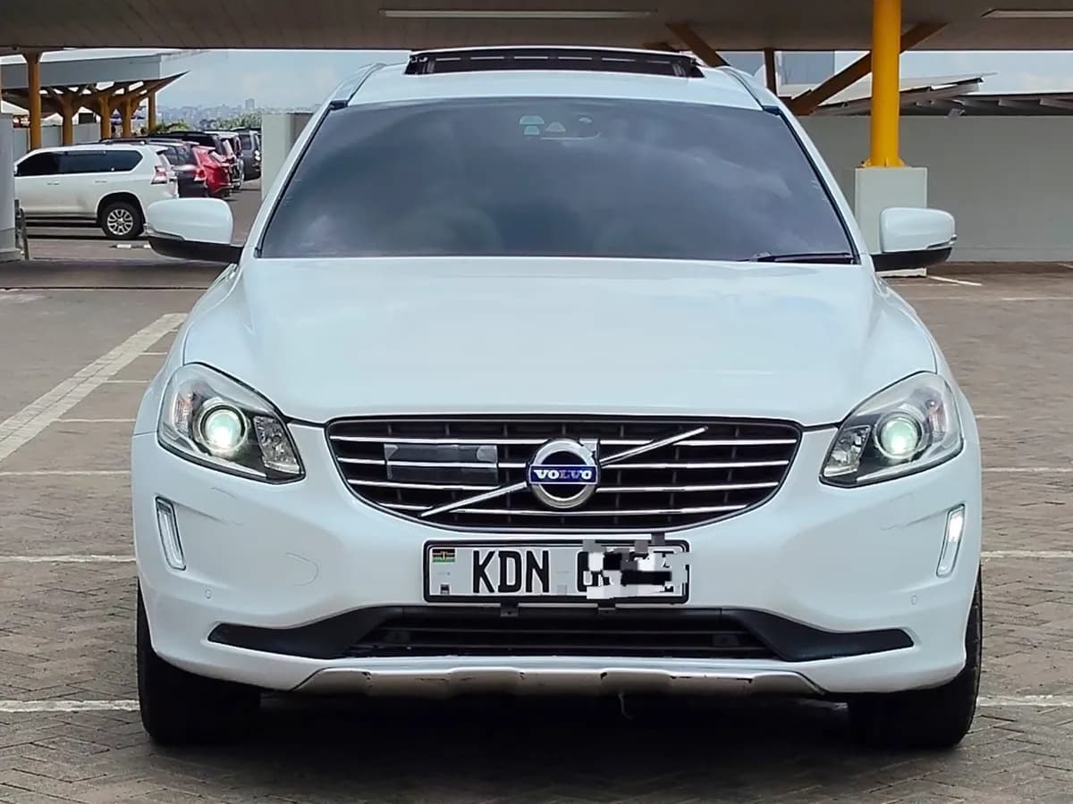 Volvo XC60 - Image 2
