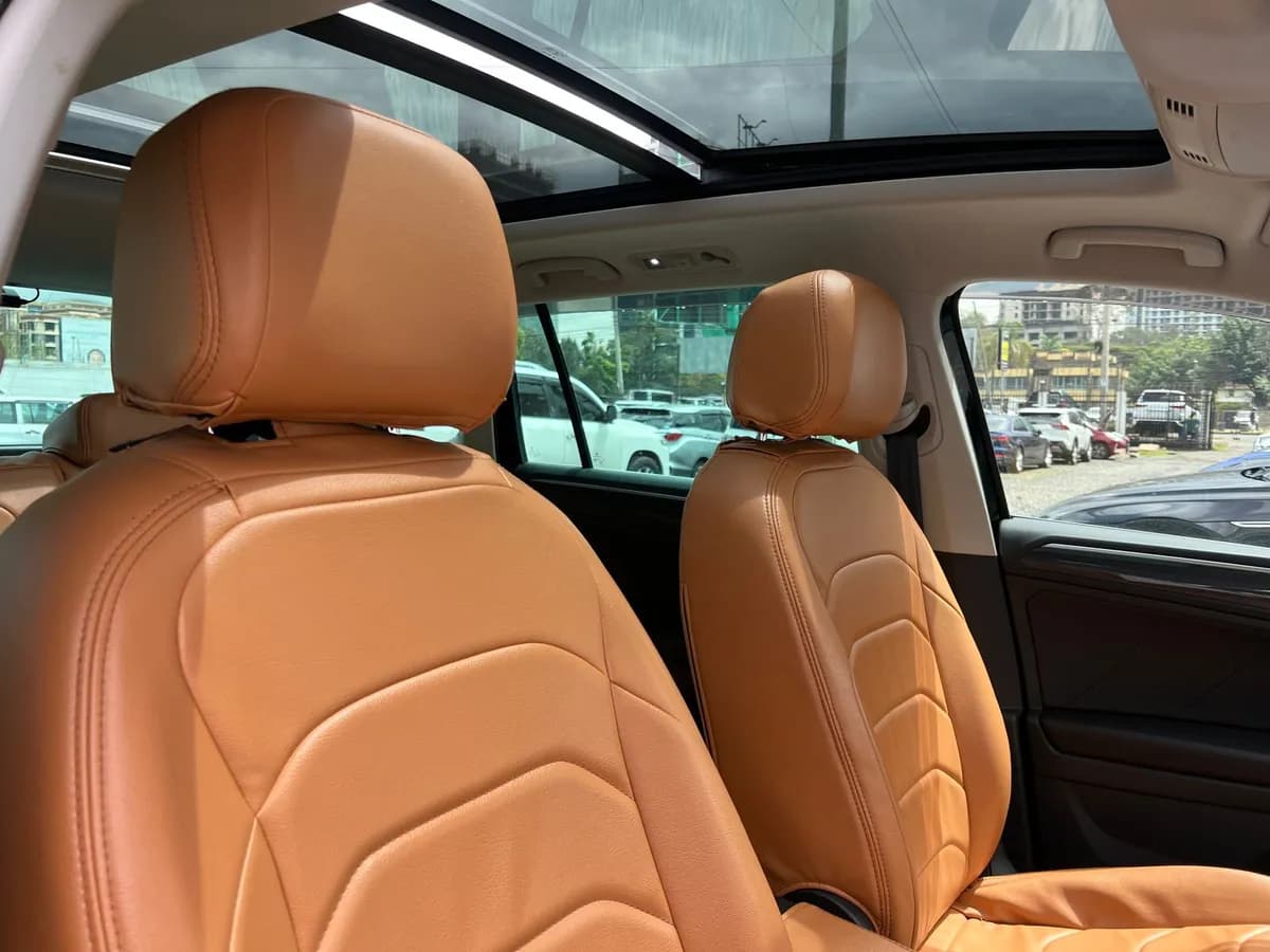 Volks Wagen Tiguan - Image 10