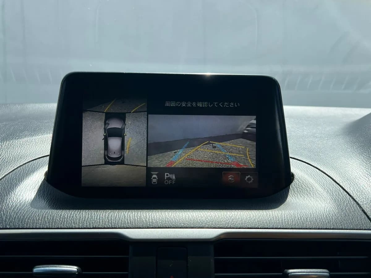 Mazda Axela - Image 3