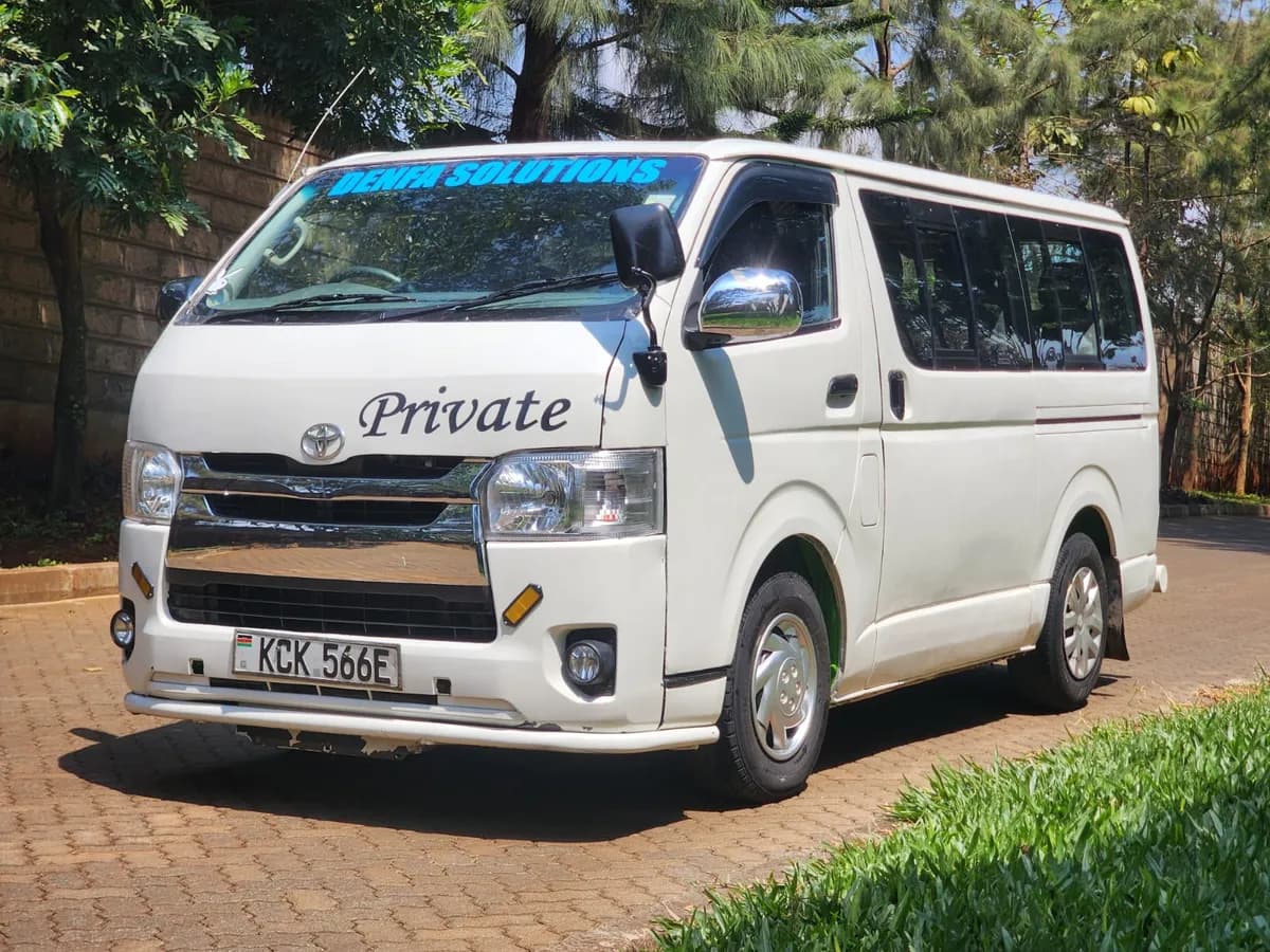Toyota Hiace 7L